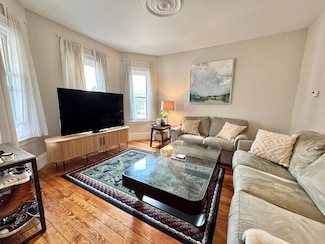 79 Hancock St Unit 1, Somerville, MA 02144