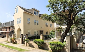 2123 27 Carondelet St, New Orleans, LA 70115