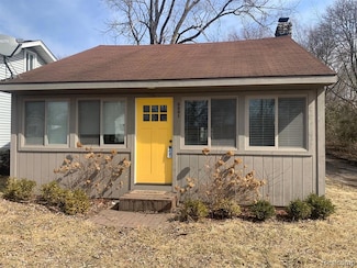 3991 Fieldview Ave, West Bloomfield, MI 48324
