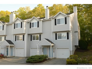 310 Boston Post Rd Unit 74, Waterford, CT 06385