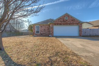 1305 W Kent St, Broken Arrow, OK 74012