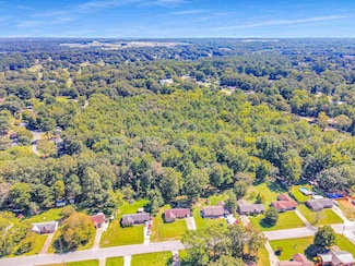 000 Hopper Barker Rd, Jackson, TN 38305