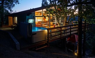 26430 Forest Hill Dr, Idyllwild-Pine Cove, CA 92549