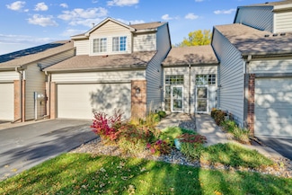 2543 Stockbridge Rd, Saint Paul, MN 55120