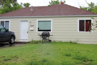 1652 N Estelle St, Wichita, KS 67214