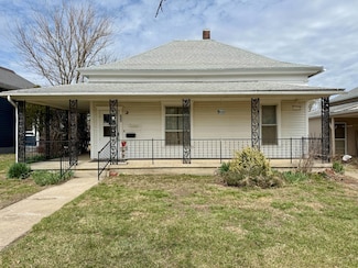 204 E 3rd St, Washington, KS 66968