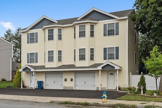 29 Grafton St, Lawrence, MA 01843