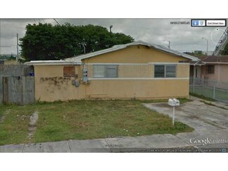 2541 NW 35th St, Miami, FL 33142
