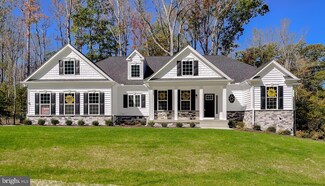 10674 Wisteria Ln, King George, VA 22485