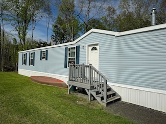 3 Abbey Ln, Waterville, ME 04901