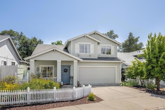116 Philip Dr, Healdsburg, CA 95448