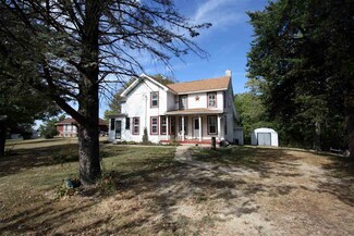 424 E Dale St, Browntown, WI 53522