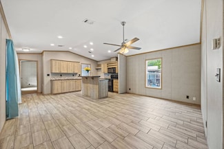 7800 Mockingbird Ln Unit 176, North Richland Hills, TX 76180