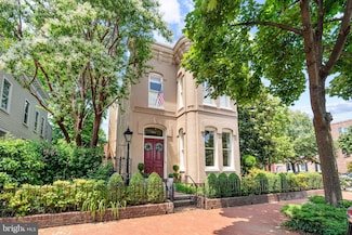 401 6th St SE, Washington, DC 20003