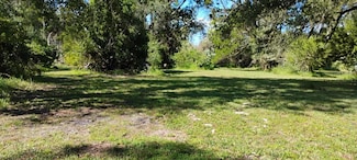 15, 17, and 19 65th St, Yankeetown, FL 34498