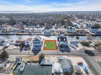1129 Beach Blvd, Lacey Township, NJ 08731