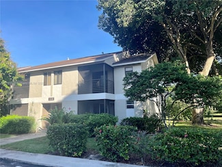 114 Gardens Dr Unit 104, Pompano Beach, FL 33069