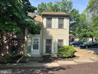 548 Lopax Rd, Harrisburg, PA 17112