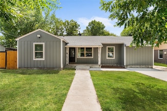 1014 Harlan St, Irving, TX 75060