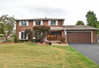 53 Old Orchard Ln, Orchard Park, NY 14127