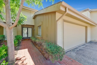 8201 E Harry St, Wichita, KS 67207