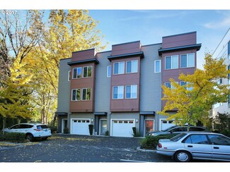 10548 SE Main St, Milwaukie, OR 97222