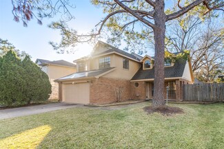 1703 Regal Blue Ct, Fresno, TX 77545