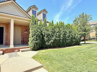 5112 Mesa Dr, Shelby Township, MI 48316