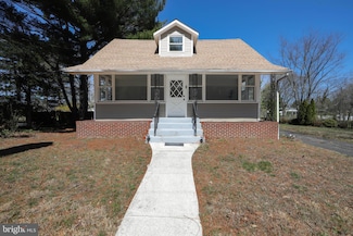 413 Deptford Rd, Glassboro, NJ 08028