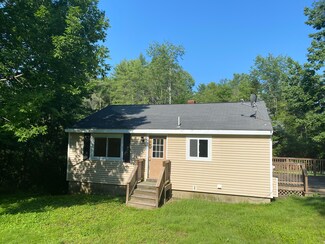 138 W Gray Rd, Gray, ME 04039