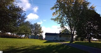 1787 S King Rd, Mikado, MI 48745
