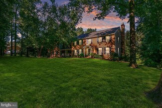 7 Colonial Oaks Ct, Phoenix, MD 21131