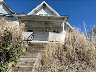 2409 Collins St, McKeesport, PA 15132