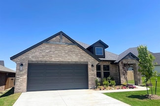 2216 Los Angeles Ave, Edmond, OK 73034