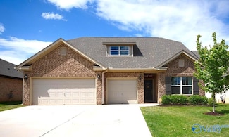 137 Sublett Dr, Hazel Green, AL 35750