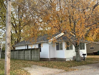 110 S Walnut St, Mishawaka, IN 46544