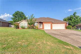 1330 Lakeview Estates Dr, Alma, AR 72921