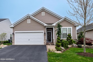 171 Wintergreen Dr, Manalapan Township, NJ 07726