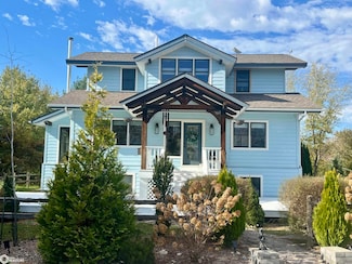 2279 Rolling Meadows Rd, Fairfield, IA 52556