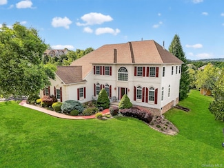 36 Deangelis Dr, Monroe, NY 10950