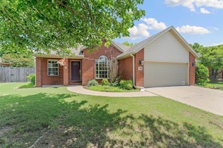1750 Lancaster Dr, Springdale, AR 72762
