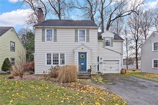 324 Lansdowne Rd, Syracuse, NY 13214