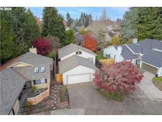 10845 SW Summer Lake Dr, Portland, OR 97223
