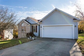 906 Nettle Ridge Rd, Jeffersonville, IN 47130