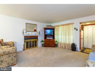 333 Old Forge Crossing, Devon, PA 19333