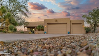 997 E Josephine Saddle Place, Green Valley, AZ 85614