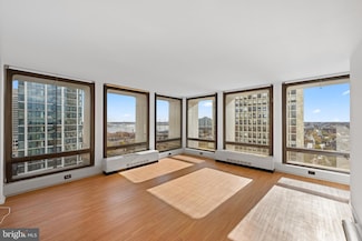 200 Locust St Unit 10GN, Philadelphia, PA 19106