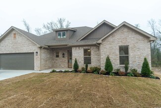 17124 Edinburgh Dr, Little Rock, AR 72210