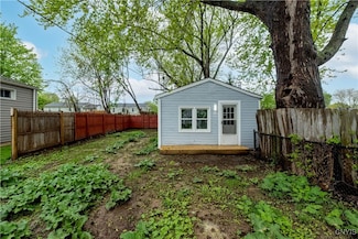 329 1/2 Fairmount Ave, Liverpool, NY 13088