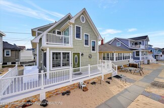 9 Hayes Ct, Point Pleasant Beach, NJ 08742